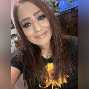 Meet your Posher, Crystal